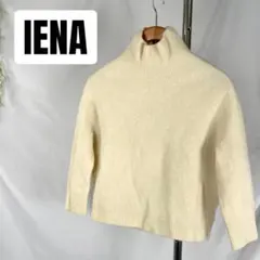 ベージュ スウェット