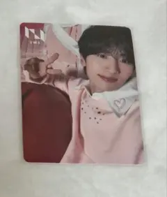 ini 許豊凡 タレントカード