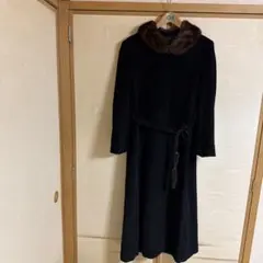 黒色ロングコート￼