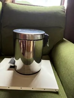 ステンレス製 ペダル式ゴミ箱 ダストボックス