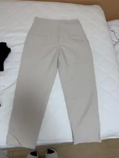 ZARA 新品未使用 パンツ Lサイズ