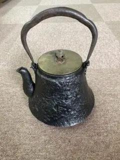 時代物 金龍堂造 鉄瓶 鉄釜 鶴に山水図 - メルカリ