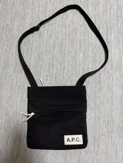 A.P.C. サコッシュ ショルダーバッグ ブラック ナイロン　アーペーセーのサムネイル