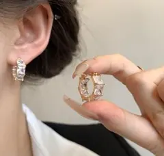 ジルコニア　フープピアス　ゴールド　華やか　大きめ　CZダイヤ　韓国　*205