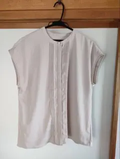 【美品】ニッセン　半袖ブラウスのサムネイル