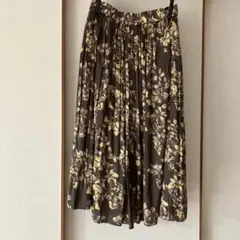 新品！　グリーンレーベル　スカート