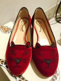 値下げしました【美品】猫さんのフラットシューズのサムネイル