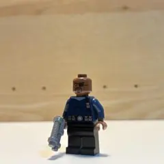 Item thumbnail for item ffe5e73c-6eb5-423b-a4cf-d2ed63f4d6c4