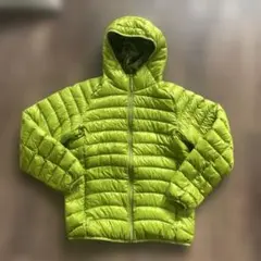 美品　ユニクロ　ウルトラライトダウン　ダウンジャケット　ライムグリーン　M
