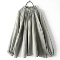 美品 アデュートリステス フリルカラーブラウス シアー ゆったり グレーのサムネイル