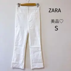 美品♡ZARAザラ　スラックス フレアパンツ ブーツカット ホワイト Sサイズ