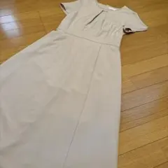 any SiS ワンピース ベージュのサムネイル