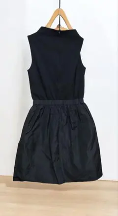 コムサイズム　COMME CA ISM　黒いひざ丈ワンピース