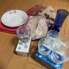 洋服の青山 ハローキティ 食器セット プレート グラス 時計のサムネイル