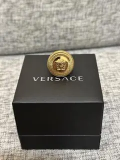 VERSACE メデューサ ゴールドリング - メルカリ
