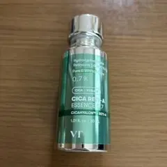 VT CICA RETI-A ESSENCE 0.7 美容液のサムネイル