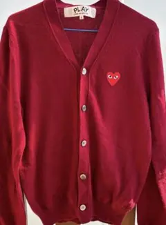 極美品コムデギャルソンコムコム　赤いカーディガン プレイ コムデギャルソン Vネック 赤ハート カーディガン 赤