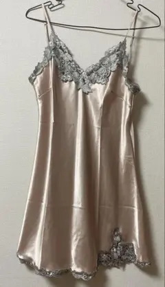 セクシー　ネグリジェ　サテンキャミソール