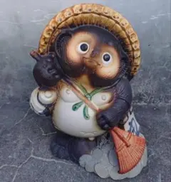 信楽焼 横綱狸 相撲狸 - メルカリ