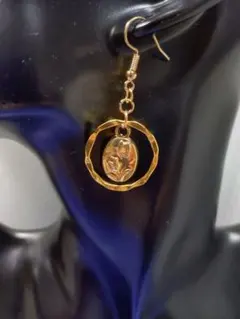 Item thumbnail for item c2a4352f-08e9-46c9-8071-b2a9791cdfb8