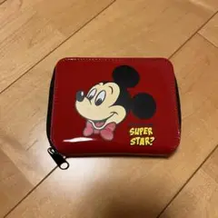 【美品】ディズニーストア•ミッキーマウス 二つ折り財布 赤