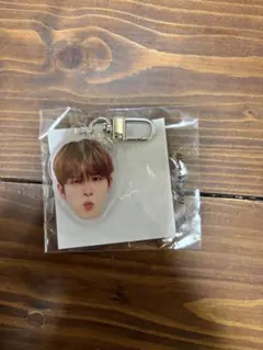 TREASURE 喜怒哀楽 アサヒ 顔アクキー カプセルトイ 怒