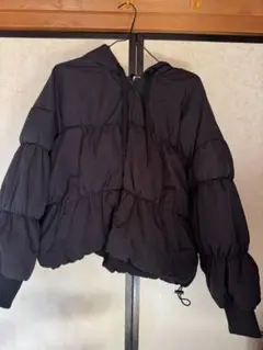 ダウン ショート丈 フード付き ブラック H&M