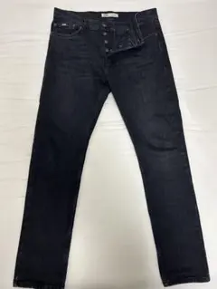 ZARA ダークブラック デニムパンツ スリムフィット　32