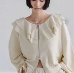 えだまめ様専用　新品　フリルZIP裏毛　アイボリー