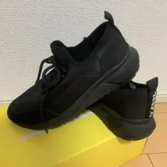 DIESEL S-KBY STRIPE スニーカー ブラック 25.5cmのサムネイル