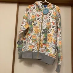 未使用東京ディズニーリゾートＬサイズ裏起毛パーカー