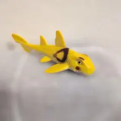 【お買い得】ネコザメ フィギュア 黄色 ミニフィギュア