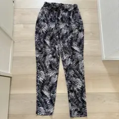 総柄　ストレッチパンツ