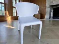 ◻︎Cassina HOLA オラアームチェア ダイニングチェア ホワイトのサムネイル