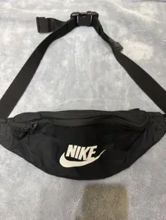 NIKE ボディバッグ ブラック