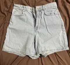 ZARA ライトブルー デニムショートパンツ
