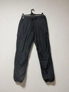 UNIQLO ナイロンパンツ　M