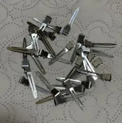 ヘアクリップ　ピン　25個