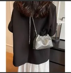 シルバー 巾着型 パーティーバッグ