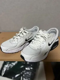 Nike エアマックス スニーカー ホワイト/レオパード　値下げします