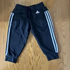 adidas 3本ライン 黒 カジュアルパンツ　ハーフパンツ