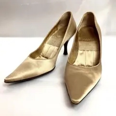 【美品】Barry パンプス　ハイヒール　ロゴ　ポインテッドトゥ　ゴールドのサムネイル