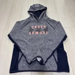 UNDER ARMOUR レディース　 トレーナー、パーカー　サイズSM