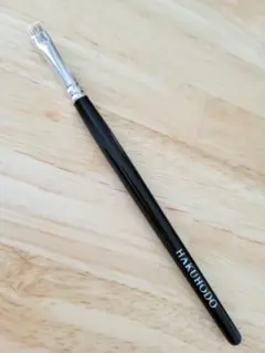 【HAKUHODO】 アイブロウ斜め ブラシ B 015のサムネイル