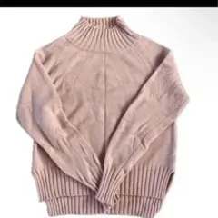 ピンク タートルネック