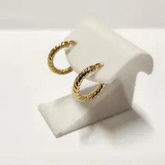 Item thumbnail for item faa5e02b-d75c-485d-bdc8-3a9323cccef1