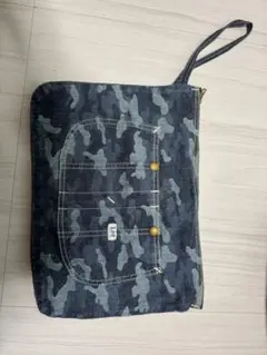 迷彩柄キャンバスクラッチバッグ　Leeカバン
