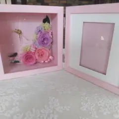 ピンクの花と時計のフォトフレーム