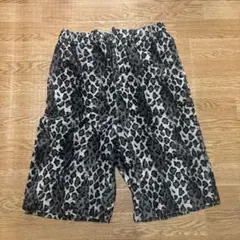ヒョウ柄ハーフパンツ グレー・ブラック