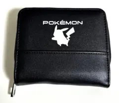 ポケモン　二つ折り財布　ピカチュウ